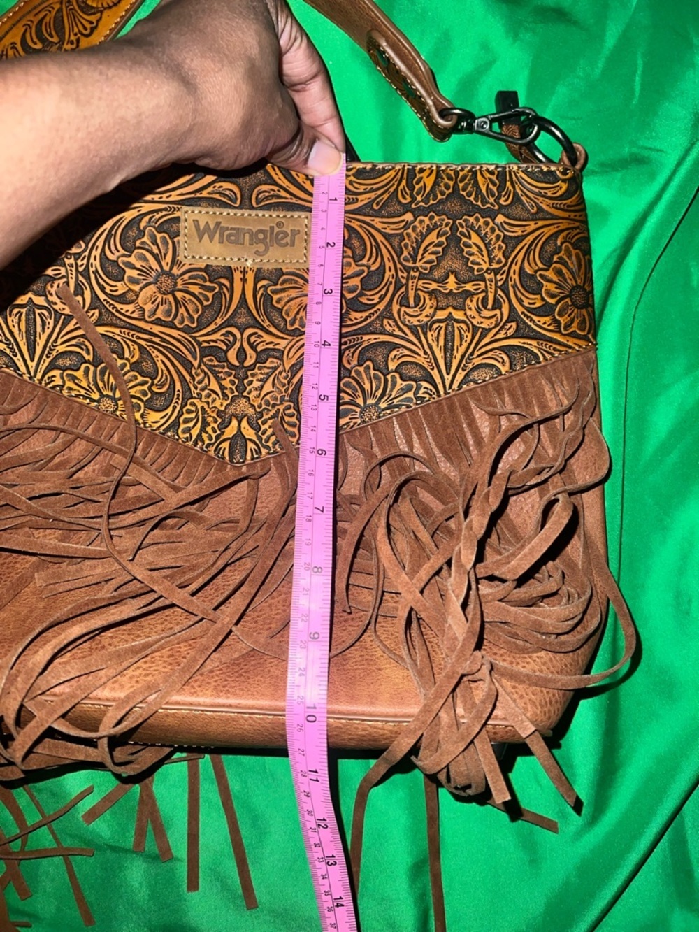 NWT Wrangler Brown Fringe Crossbody with Embossed Floral Panel Western Feel - Picture 6 of 10